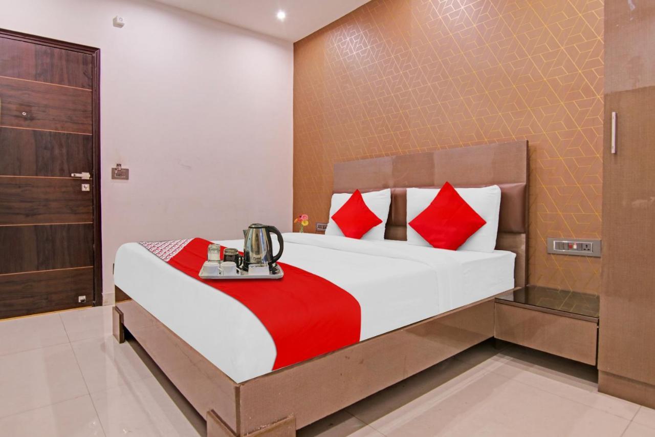 Hotel 19 West Νέο Δελχί Εξωτερικό φωτογραφία