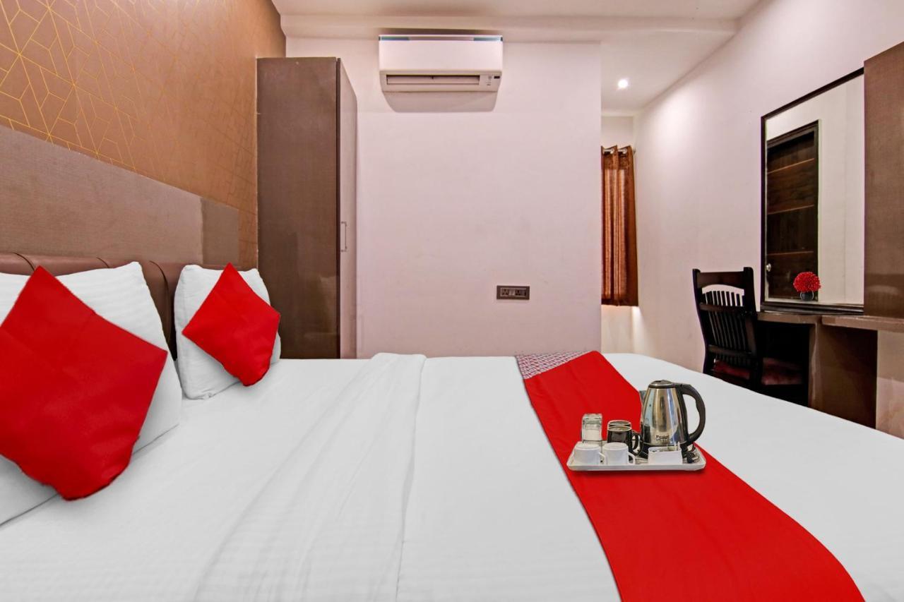 Hotel 19 West Νέο Δελχί Εξωτερικό φωτογραφία