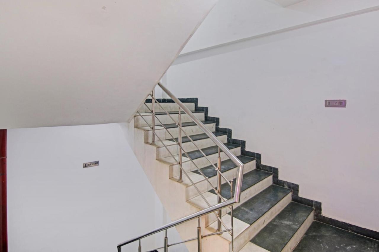 Hotel 19 West Νέο Δελχί Εξωτερικό φωτογραφία