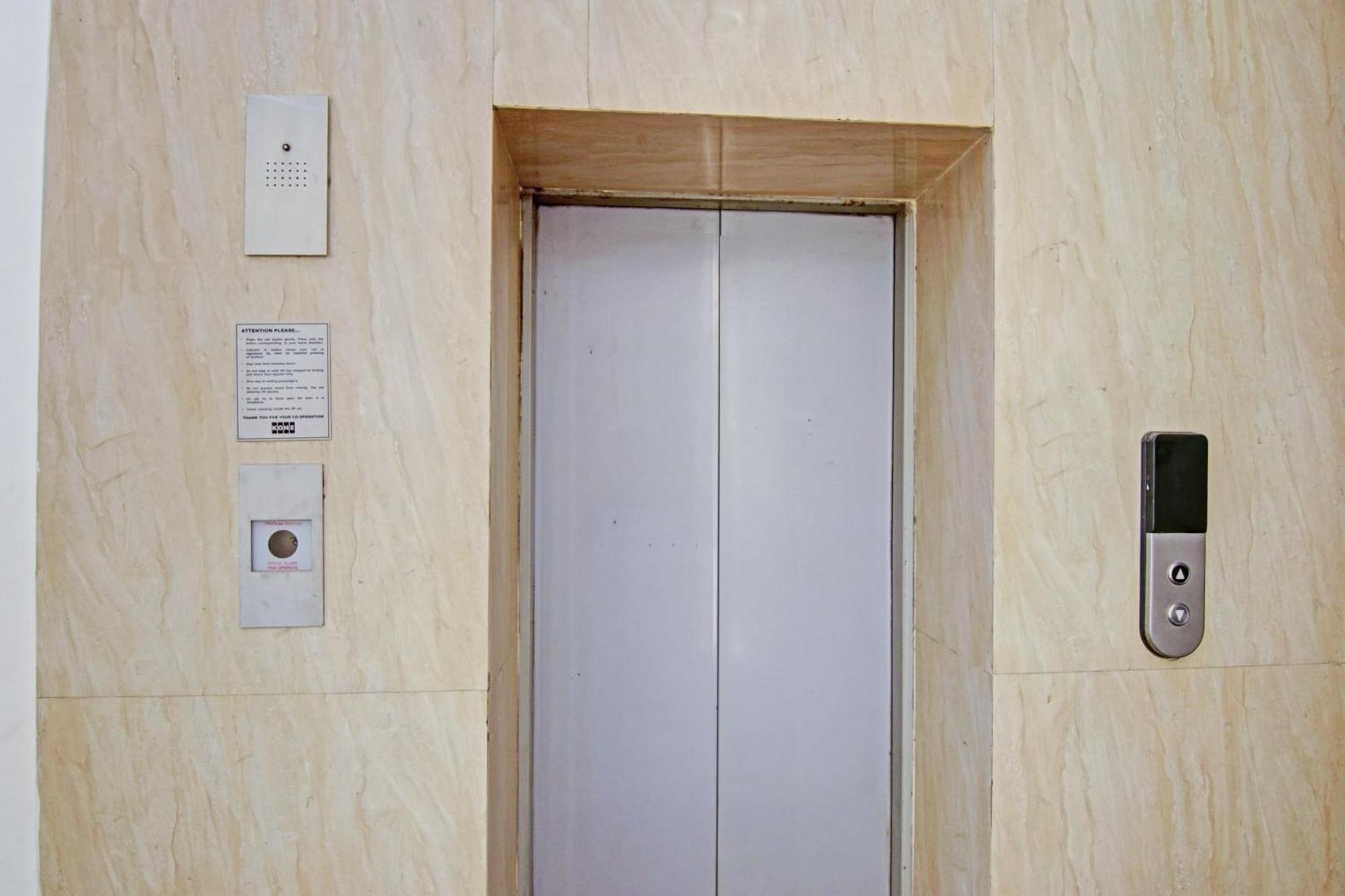 Hotel 19 West Νέο Δελχί Εξωτερικό φωτογραφία