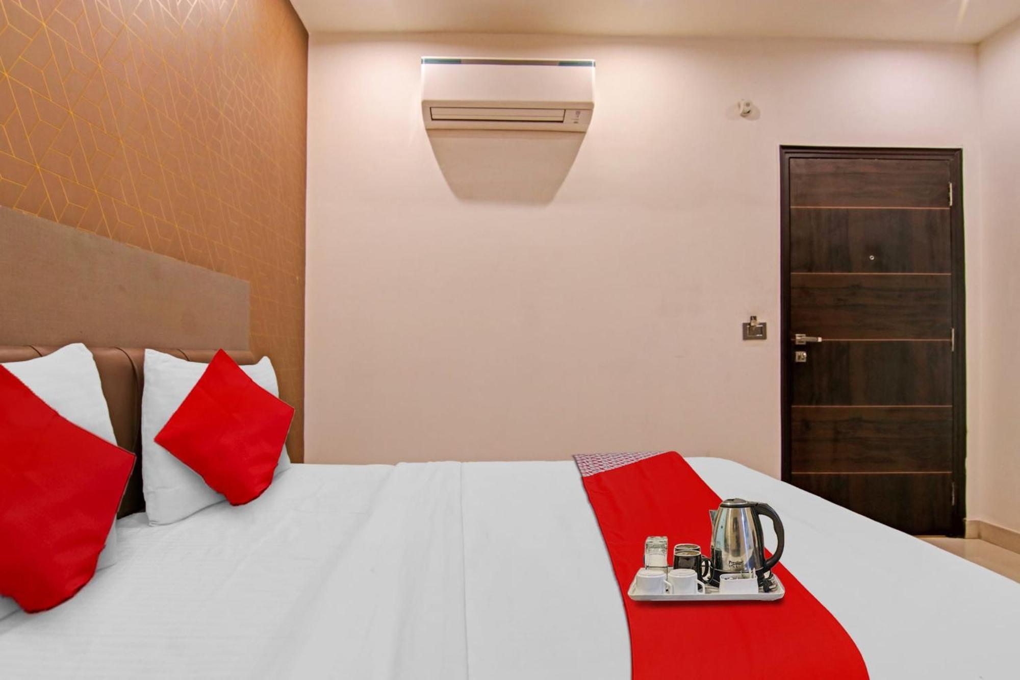 Hotel 19 West Νέο Δελχί Εξωτερικό φωτογραφία